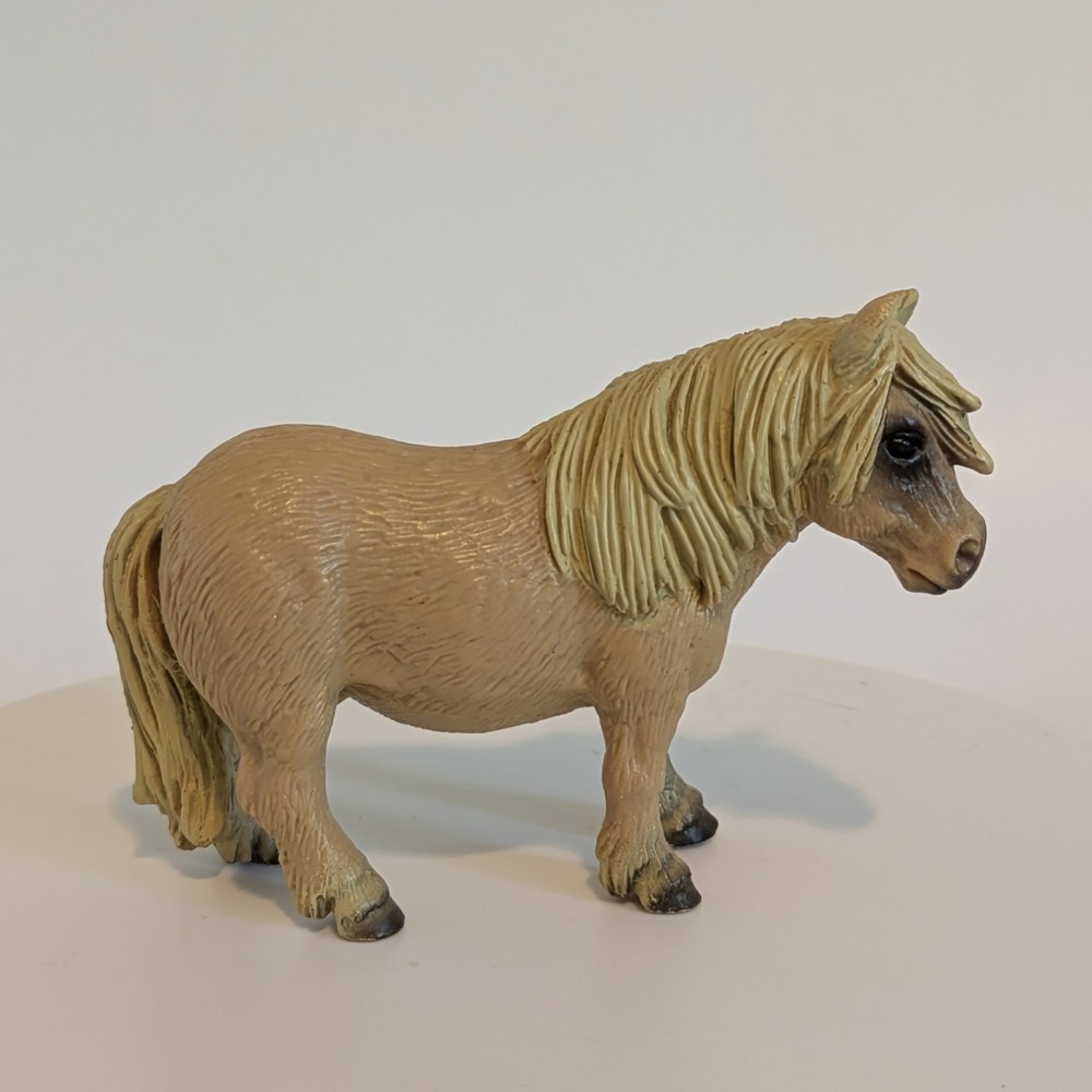 1995 Schleich Shetland Pony Figure #13232 Retired